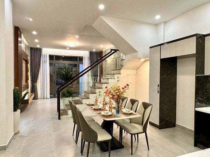 Bán nhanh nhà khu Bên sông Phạm Văn Đồng 62,4m2 (4,8*13 ) SHR 1T2L ST