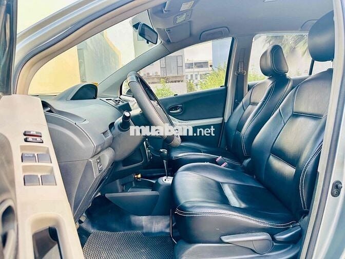 Toyota Yaris số tự động nhập Thái