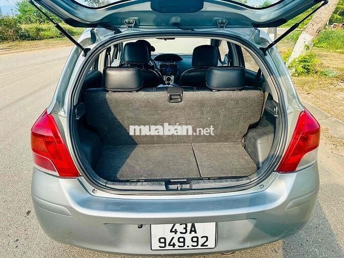 Toyota Yaris số tự động nhập Thái