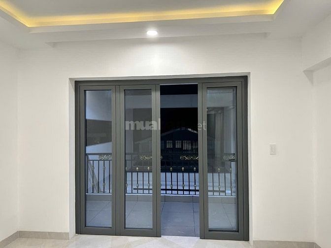 Bán nhà chính chủ MT đường nguyễn thượng hiền