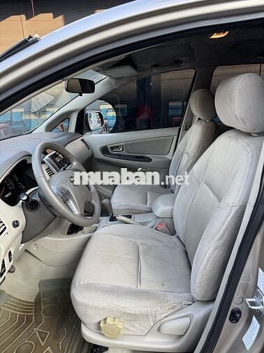 Toyota Innova 2012 Số Tự Động