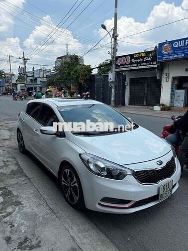 Kia Cerato 2013 - 98000 km