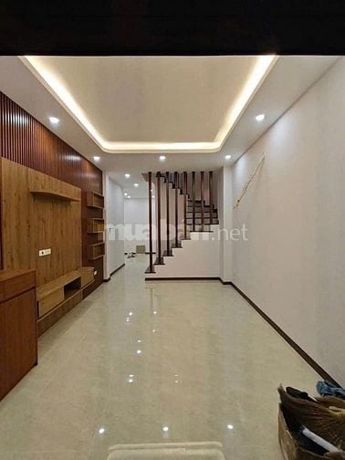 Nhà phố Đội Cấn,quận Ba Đình,  vị trí đẹp gần hồ đầm tròn, 