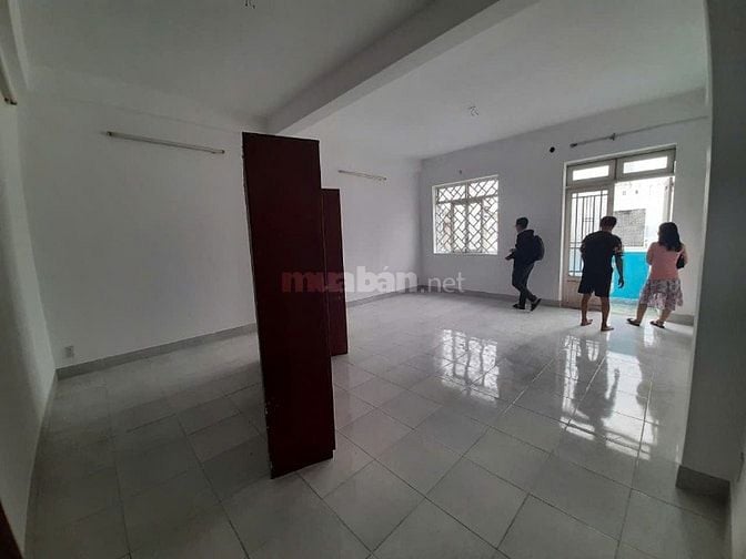Cho thuê nhà 460/9a nguyễn tri phương , phường 9, quận 10