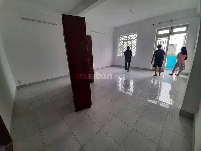 Cho thuê nhà 460/9a nguyễn tri phương , phường 9, quận 10