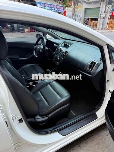 Kia Cerato 2013 - 98000 km