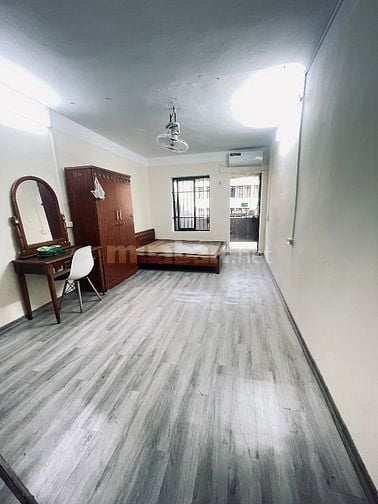 Cc cho thuê căn hộ 23b ngõ 62 Nguyễn chí thanh dt 20-30m , 4,5tr/1th