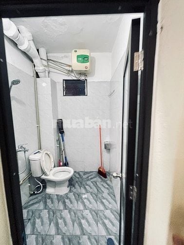 Cc cho thuê căn hộ 23b ngõ 62 Nguyễn chí thanh dt 20-30m , 4,5tr/1th