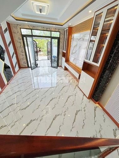 Nhà mới đường ô tô, gần trường học ngay chợ Trung Thành, SHR 3PN 2WC.