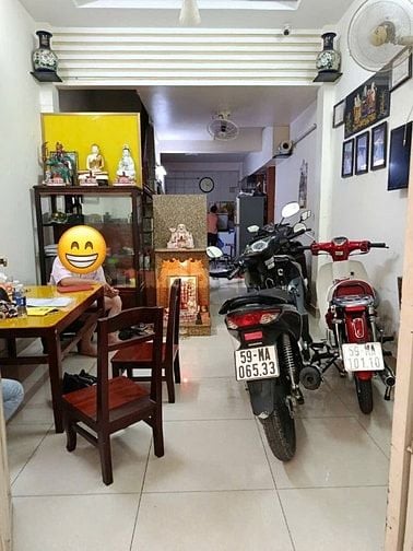 LÃNH BINH THĂNG QUẬN 11 - 40M2 KO LỘ GIỚI - HẺM Ô TÔ 4 TẦNG SÂN THƯỢNG