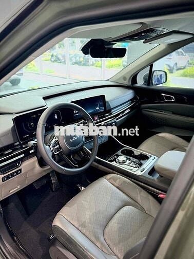 Kia New Carnival 2024 2.2D Premium 8 chỗ