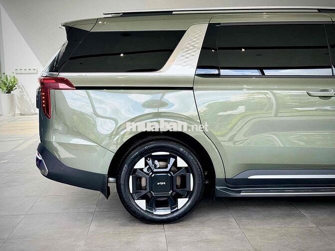 Kia New Carnival 2024 2.2D Premium 8 chỗ