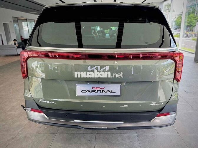 Kia New Carnival 2024 2.2D Premium 8 chỗ
