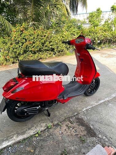 Cần bán xe vespa máy zin chất áo đẹp keng
