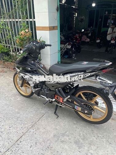 Cần bán ex 150 màu hot có bán góp