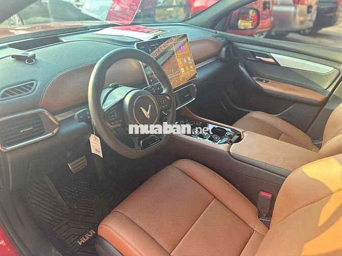 VinFast VF8 2022 - 43000 km