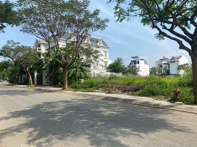 Bán đất dự án Đông Thủ Thiêm đường Nguyễn Duy Trinh (375m2) 105 tr/m2