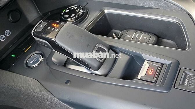 Peugeot 3008 2024 Allure lướt như mới- 12000 km