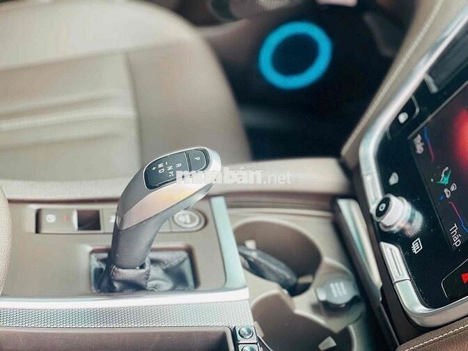 VinFast Lux A2.0 2020 Plus 2.0 AT - 50000 km