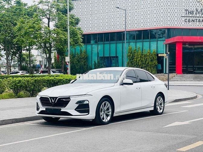 VinFast Lux A2.0 2020 Plus 2.0 AT - 50000 km