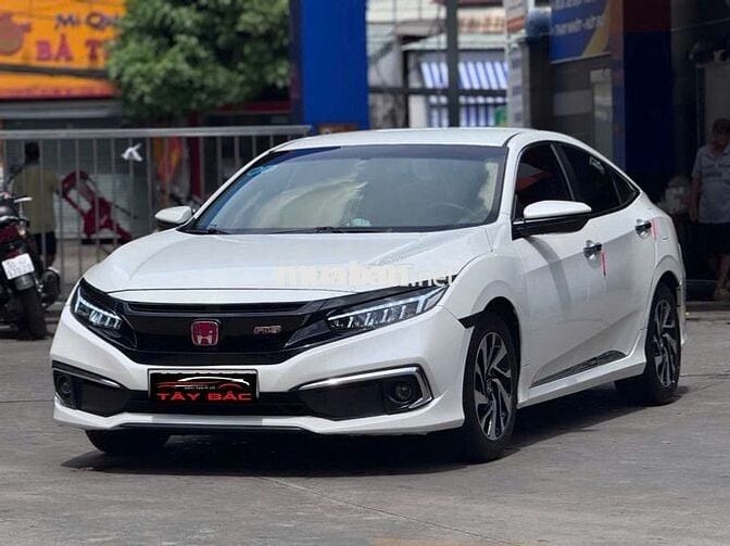 HONDA CIVIC 2018 – XE ĐẸP GIÁ TỐT – CHẠY LÀ MÊ!