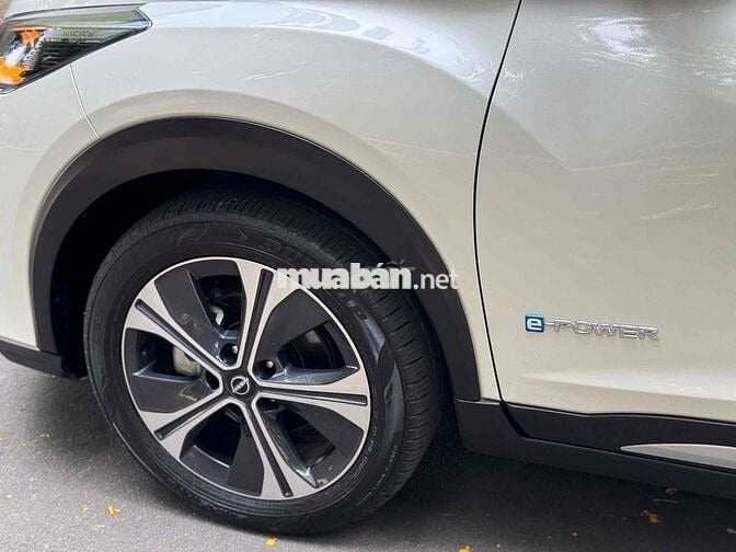 Nissan Kicks 2023 e-Power V - 190000 km