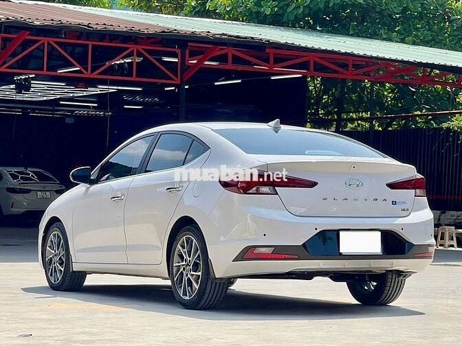 Elantra 2021 2.0 AT 21000km xe ít đi còn mới