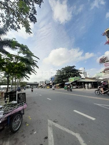 TÔI CHÍNH CHỦ KẸT TIỀN CẦN BÁN GẤP NHÀ NGUYỄN VĂN LUÔNG Q6. CHỈ 12 TỶ