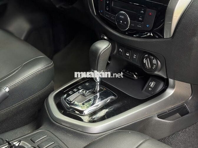 Nissan Navara 2022 4WD Cao cấp