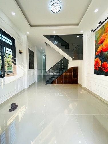 Chú Sáu nhờ bán nhà 85m²,Trần Quang Diệu, P14, Q3.Xây 1 lầu sân thượng