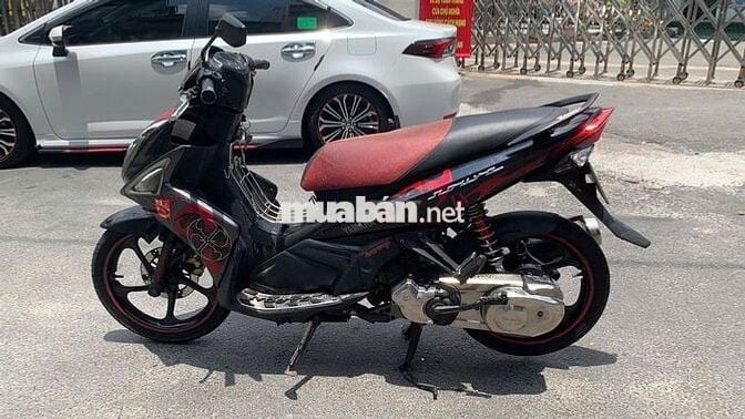 Xe Yamaha Nouvo 5P11 2009 Đen/Đỏ. Xe còn chạy tốt.