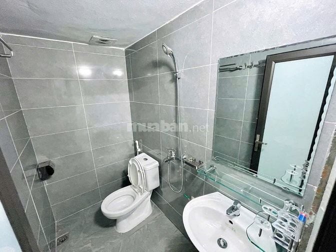 Chính chủ cho thuê CCMN mới xây