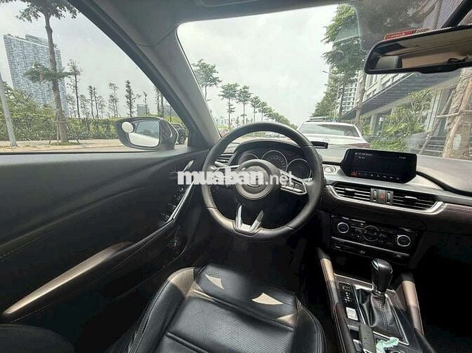 Mazda 6 2020 2.0L Luxury - 80000 km