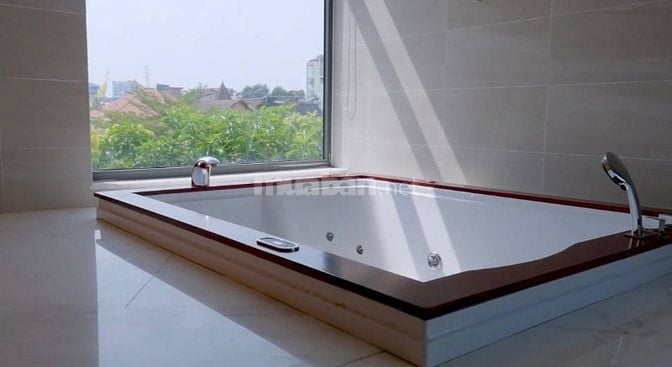 Cho thuê BT thiết kế hiện đại view sông 5PN, hồ bơi, có thang máy, 420