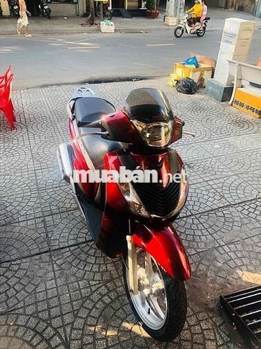Bán xe Sh 125 mẫu Ý