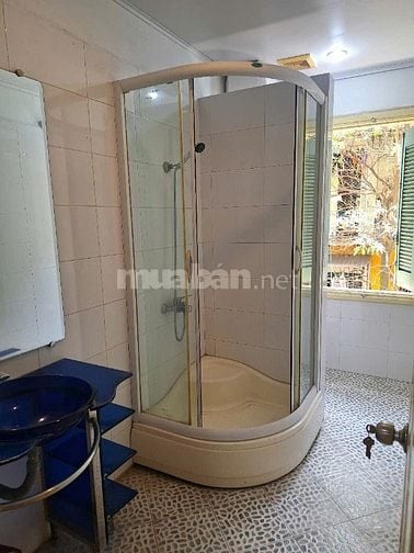 Cho thuê nhà vườn dốc Phụ Sản, Đê La Thành quận Ba Đình Hà Nội 