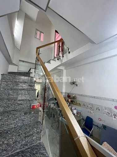 Cần bán gấp nhà đúc 3,5 tấm, sát MT Cao Xuân Dục, P12, Q8. N3,4m x16m