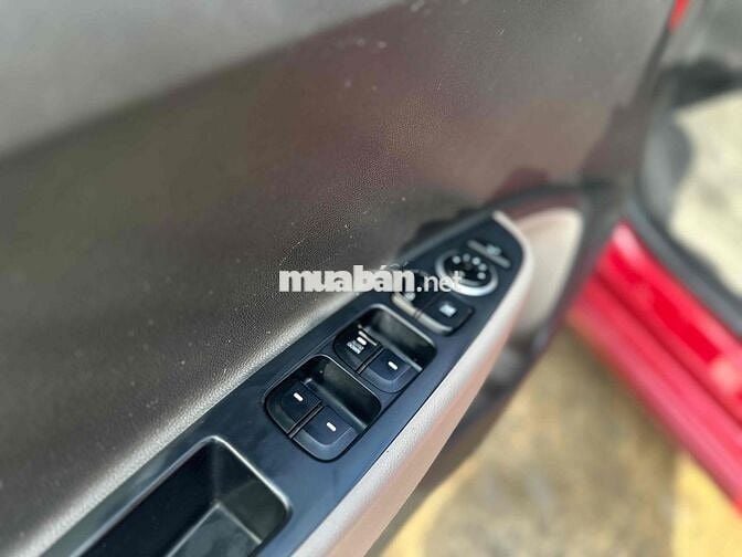 Hyundai Grand i10 2015 1.0 AT - 73000 km