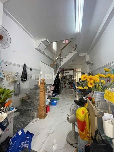 Cần bán gấp nhà đúc 3,5 tấm, sát MT Cao Xuân Dục, P12, Q8. N3,4m x16m