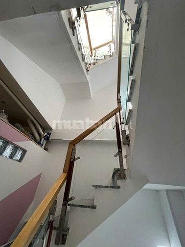 Cần bán gấp nhà đúc 3,5 tấm, sát MT Cao Xuân Dục, P12, Q8. N3,4m x16m