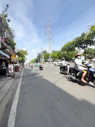 THÓT TIM ! BÁN CẤP 4 MT KINH DƯƠNG VƯƠNG P13 Q6 (3,8X22) CHỈ 13,5 TỶ