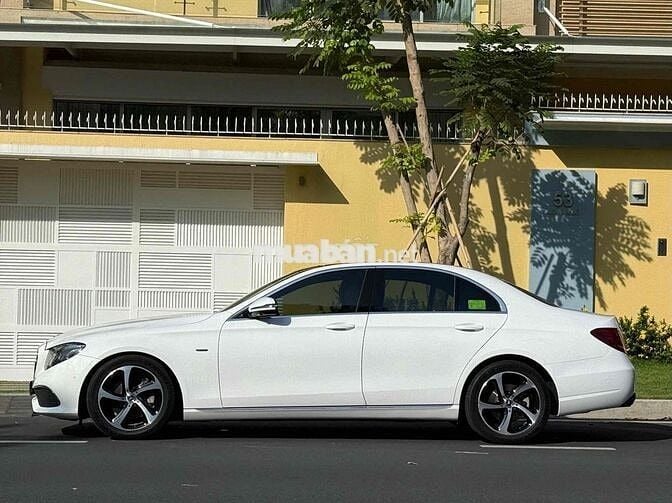 Mercedes E200 Sport 2019 siêu siêu đẹp