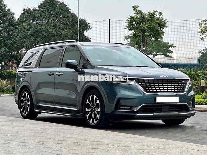 Kia Carnival 2023 Signature 2.2D - 70000 km