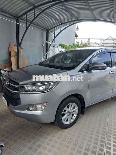 Toyota Innova 2019 2.0E - 127000 km