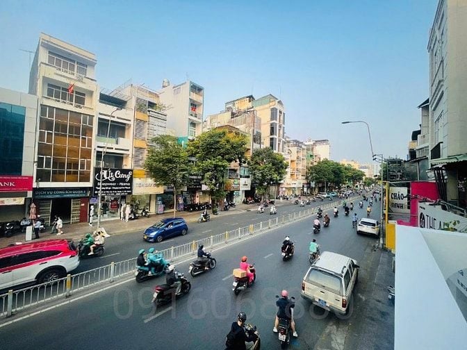 🌷 🌷 🌷 BÁN NHÀ GÓC 2 MẶT TIỀN : 301A - 301/6 LÊ VĂN SỸ - P. 13 - Q.3