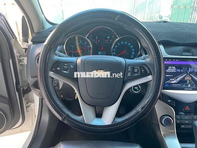 Chevrolet Cruze 2018 LTZ - 30000 km quá đẹp