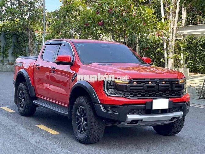 Hãng Ford bán Raptor 2023 lướt lên đủ phụ kiện