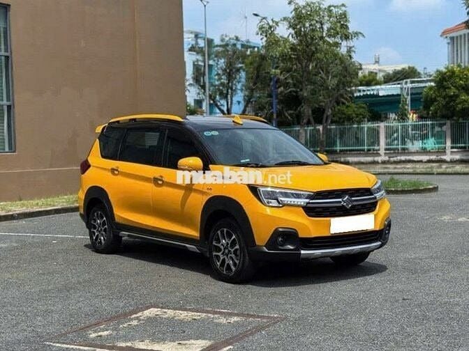 Suzuki XL7 1.5 AT model 2021 - Màu Vàng cực đẹp