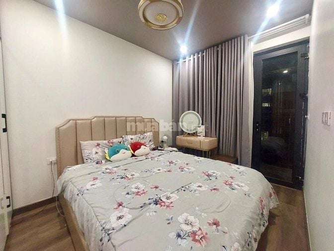 HƠN 4 TỶ - CĂN HỘ CAO CẤP BERRIVER 390 NGUYỄN VĂN CỪ - FULL NỘI THẤT