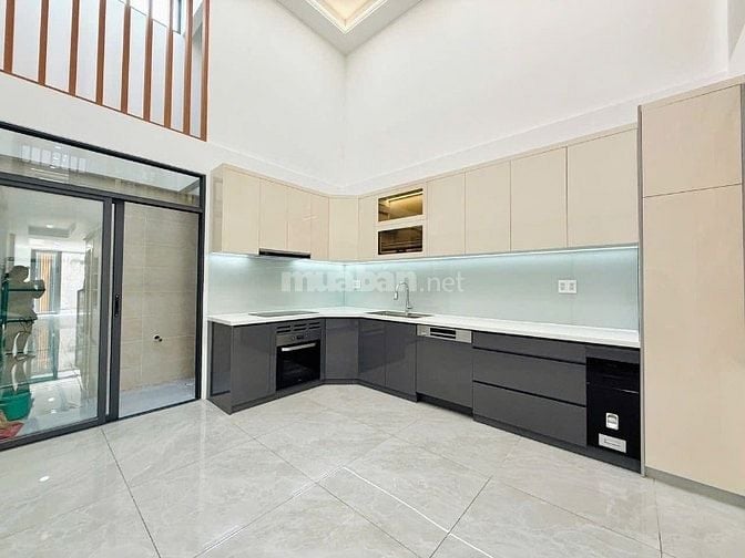 Bán nhà hẻm xe hơi Tân Thành, Q11 – 62m² – 1 trệt 2 lầu – Chỉ 2,45 tỷ